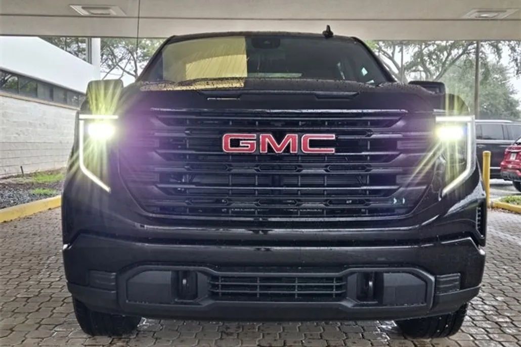 2026 Gmc Sierra 1500 Pro photo 1