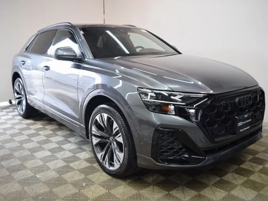 2025 Audi Q8 line Premium Plus photo 1