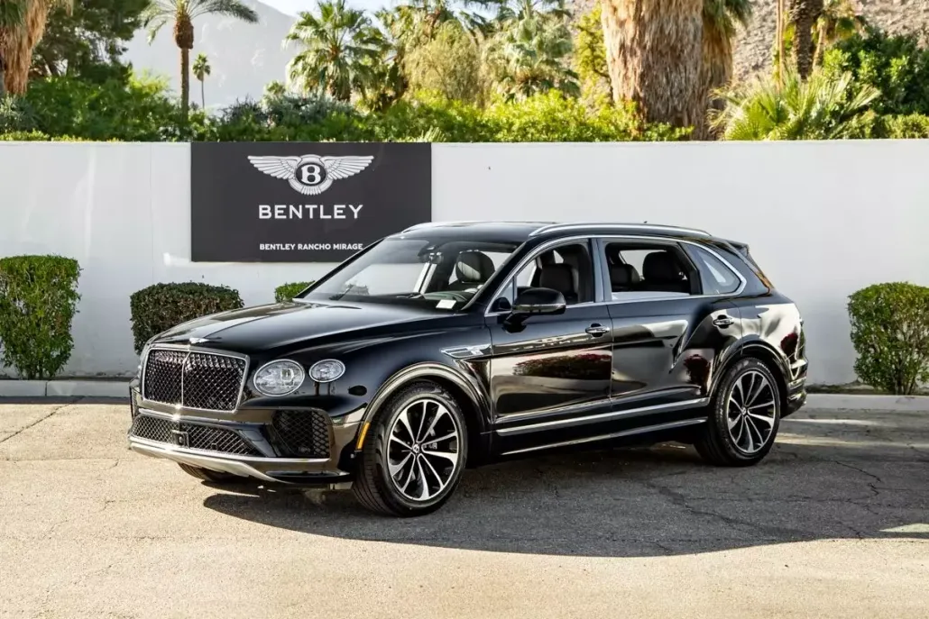 2024 Bentley Bentayga EWB Base photo 1