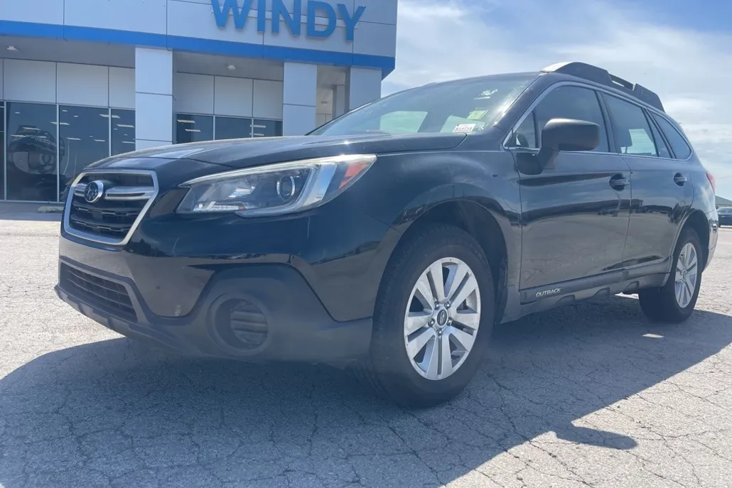2019 Subaru Outback Base photo 1