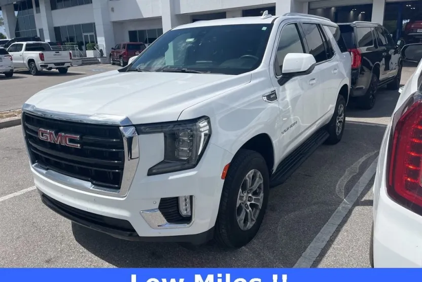 2021 Gmc Yukon SLE photo 1