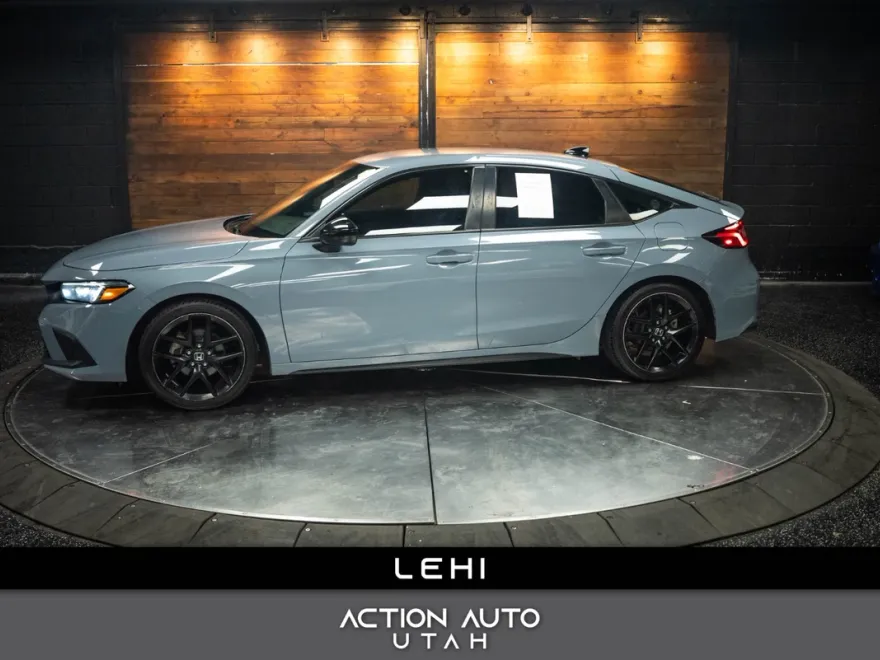 2022 Honda Civic Sport photo 1