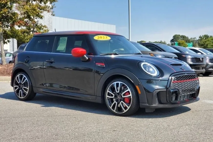 2023 Mini Cooper Hardtop John Cooper Works photo 1