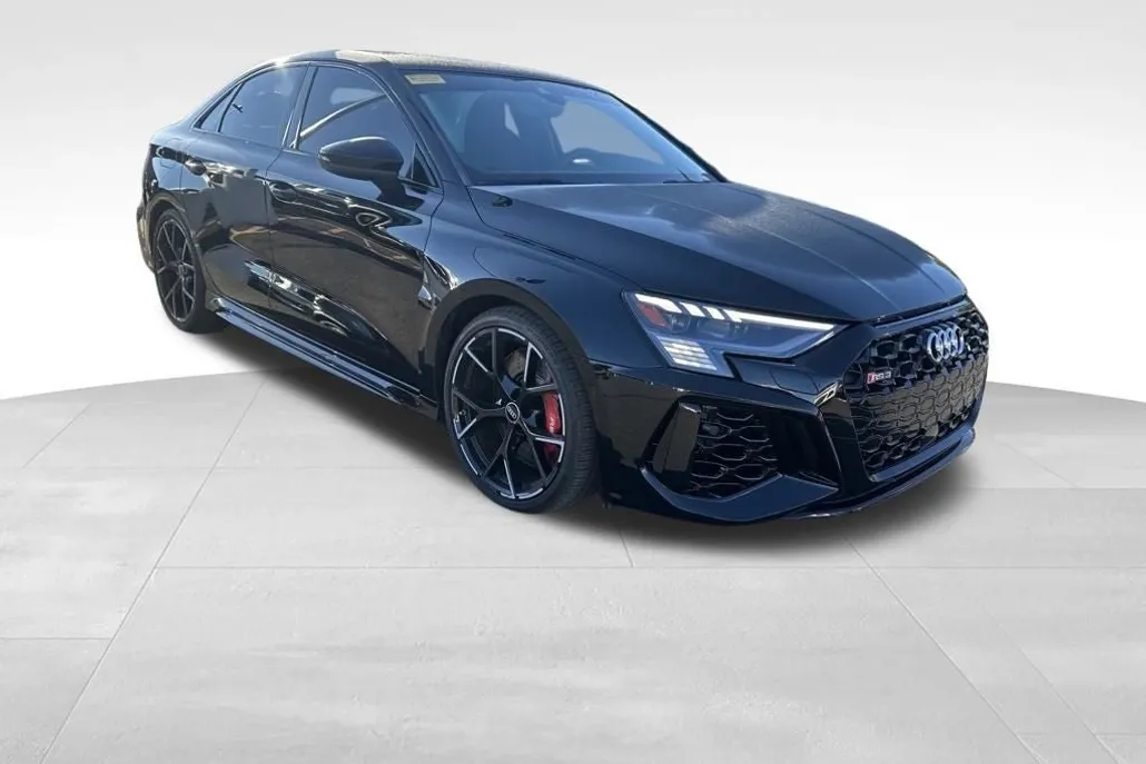2022 Audi RS 3 Base photo 1