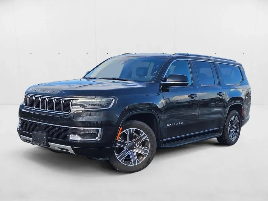 2024 Jeep Wagoneer L Series II photo 1