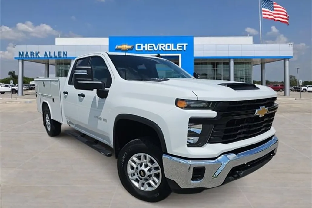 2025 Chevrolet Silverado 2500HD photo 1
