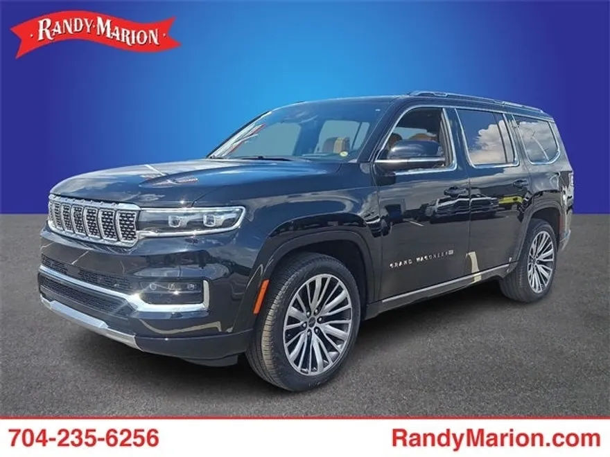 2023 Jeep Grand Wagoneer III photo 1