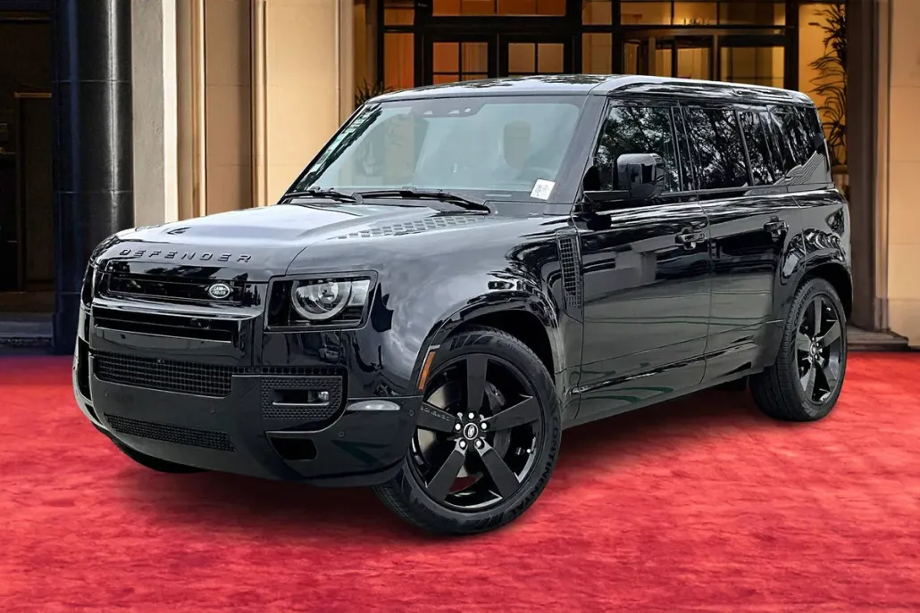 2025 Land Rover Defender 110 X-Dynamic SE photo 1