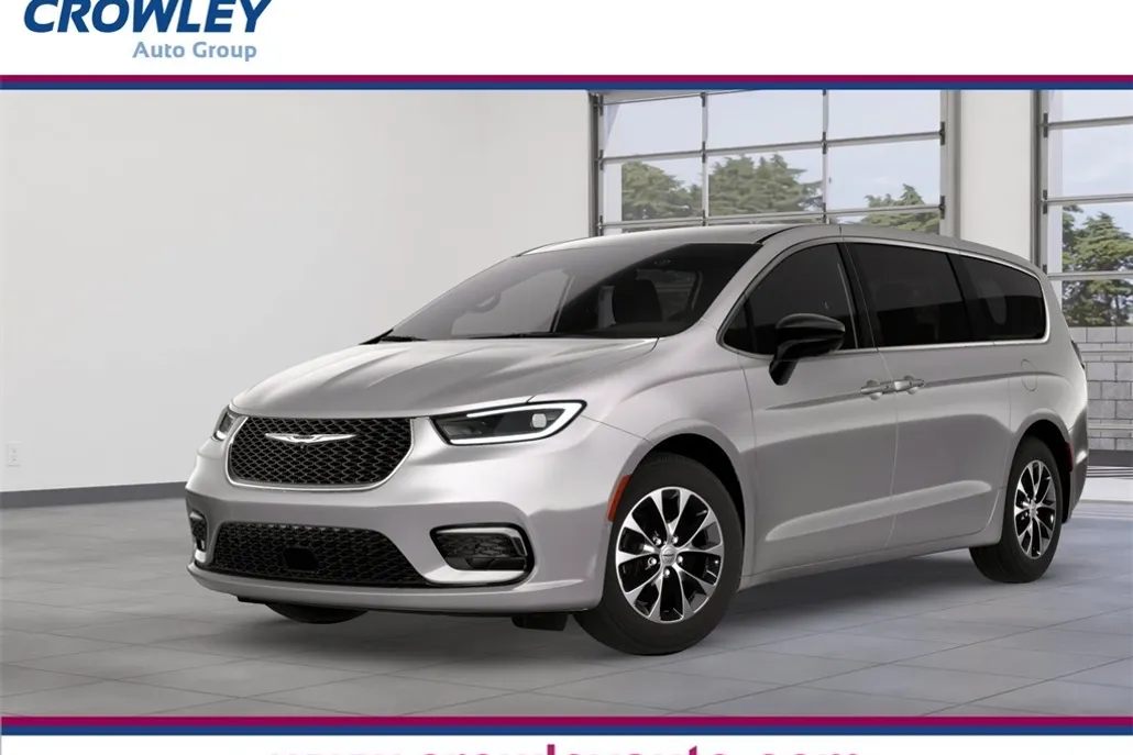2026 Chrysler Pacifica photo 1