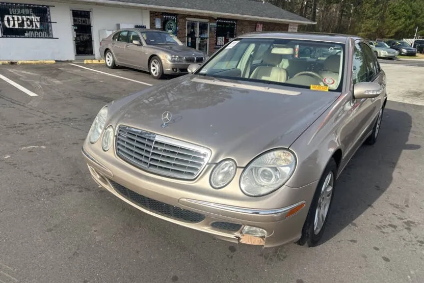 2005 Mercedes Benz E 320 photo 1