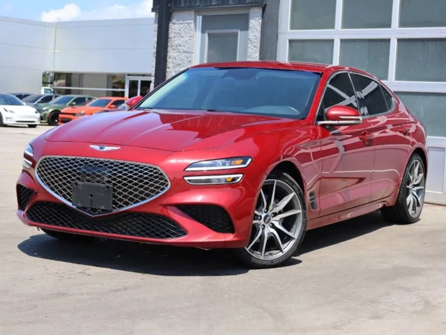 2023 Genesis G70 2.0T photo 1