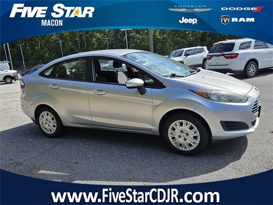 2018 Ford Fiesta S photo 1