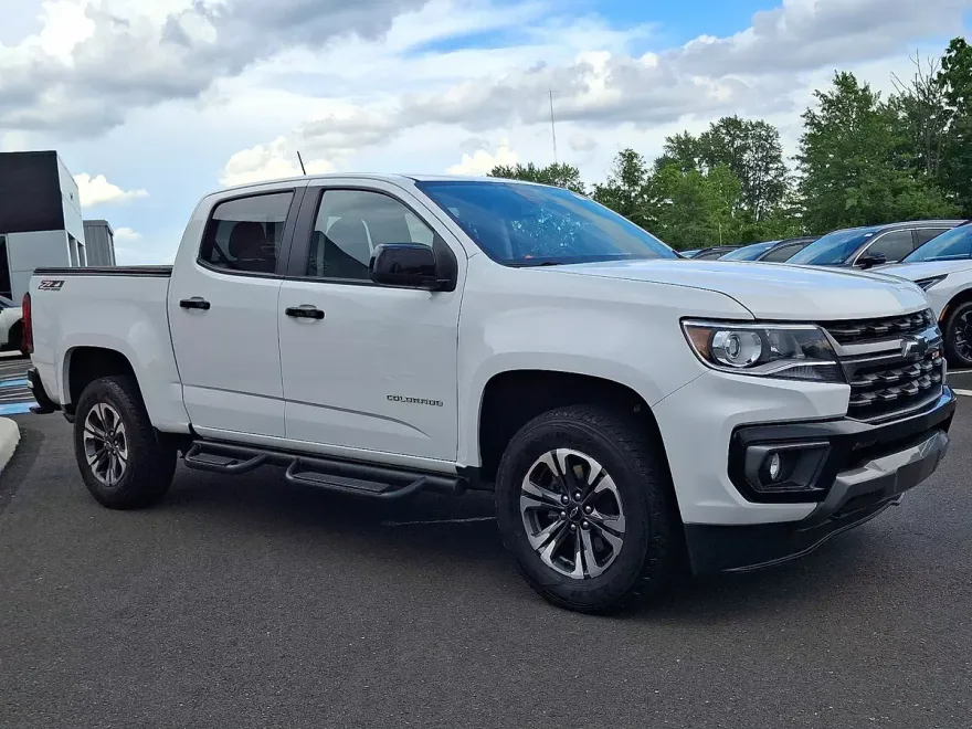 2022 Chevrolet Colorado Z71 photo 1