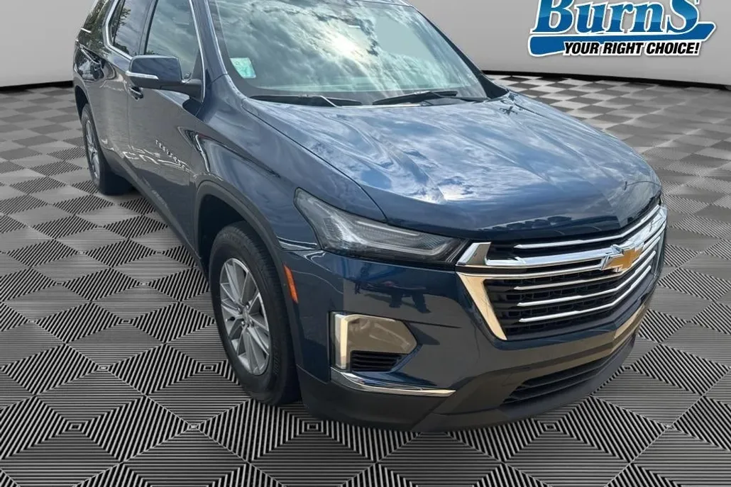 2023 Chevrolet Traverse Cloth photo 1