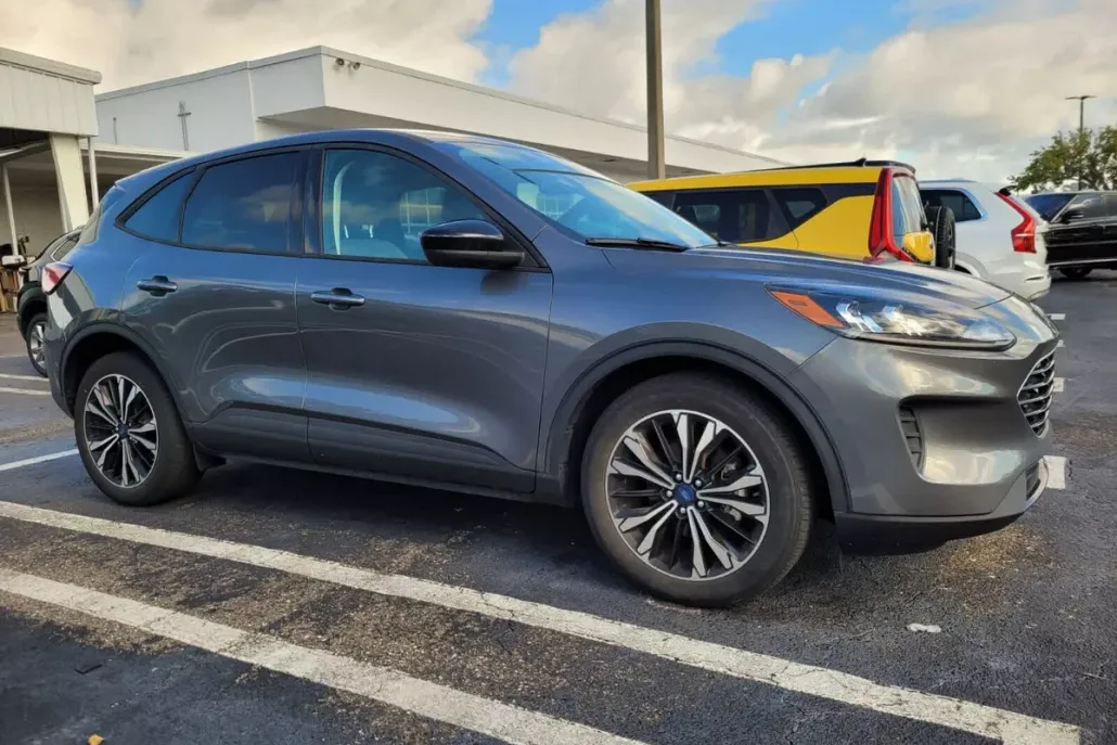 2022 Ford Escape SE photo 1