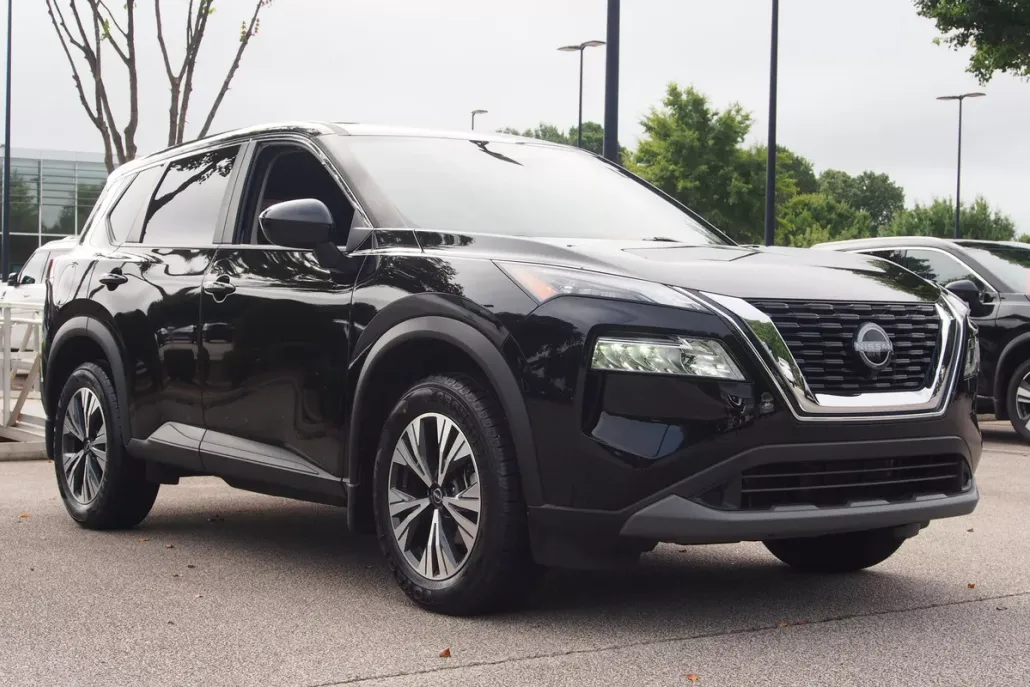 2023 Nissan Rogue SV photo 1