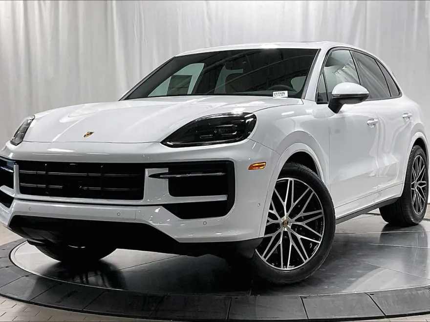 2025 Porsche Cayenne photo 1