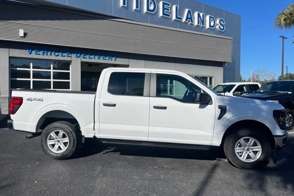 2025 Ford F-150 XL photo 1