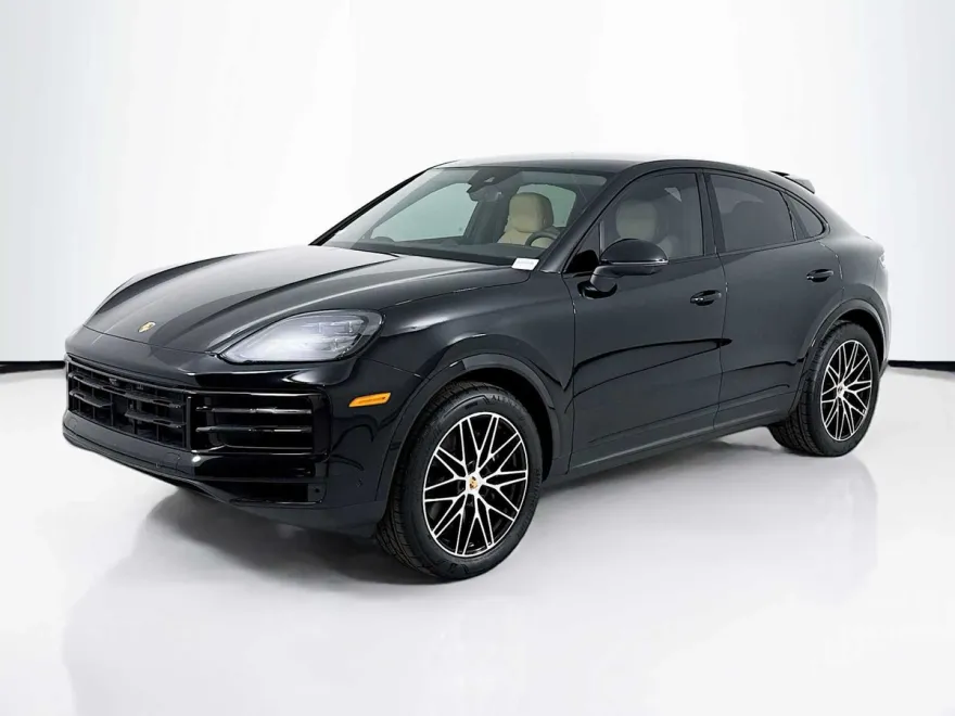 2026 Porsche Cayenne Coupe photo 1