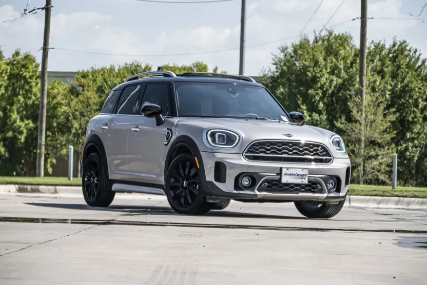 2023 Mini Countryman S photo 1