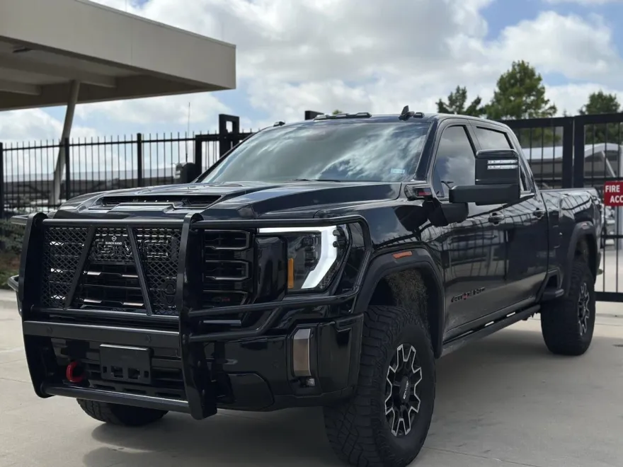 2024 Gmc Sierra HD AT4X photo 1
