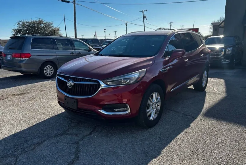 2018 Buick Enclave Essence photo 1