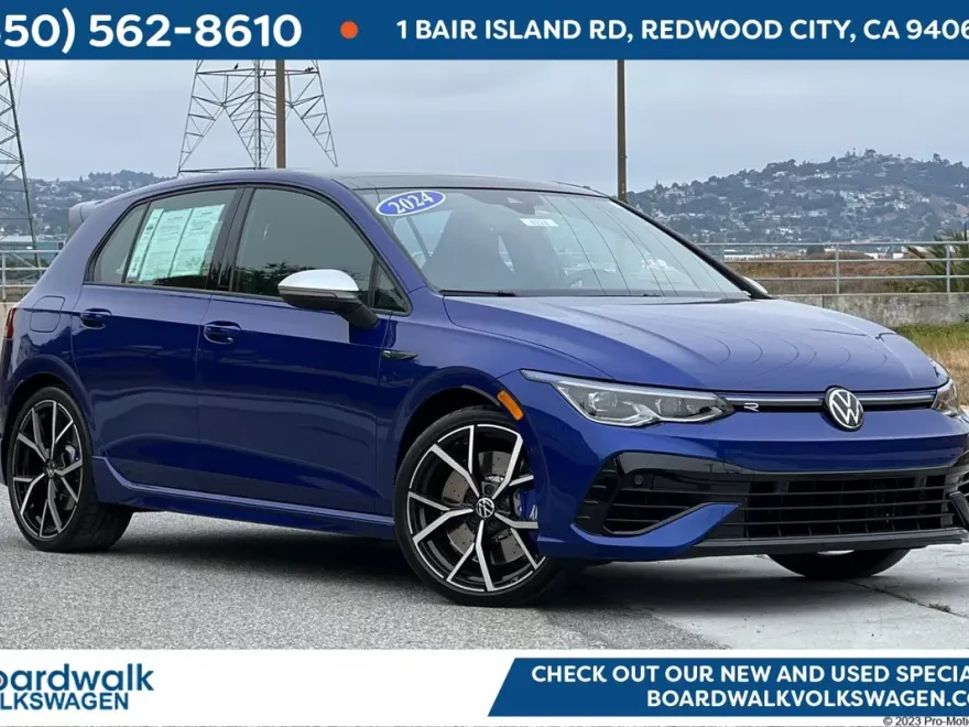 2024 Volkswagen Golf R photo 1