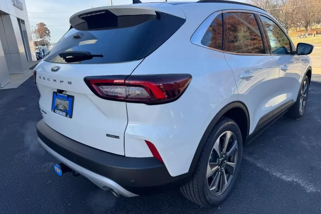 2025 Ford Escape Platinum photo 1