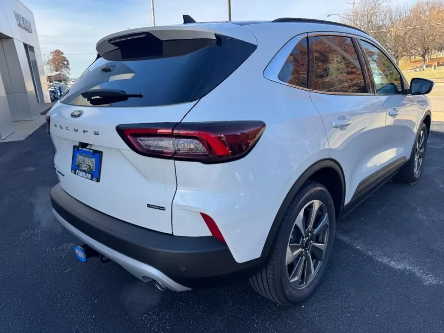2025 Ford Escape Platinum photo 1