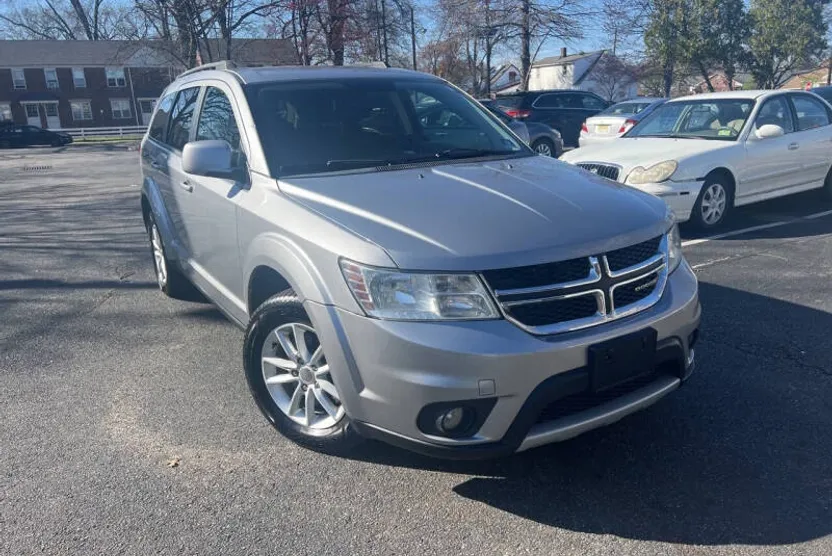 2017 Dodge Journey SXT photo 1