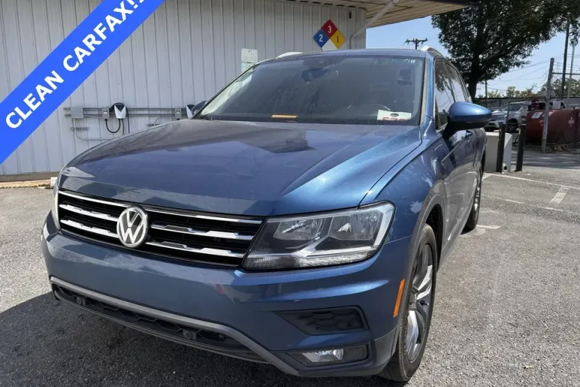 2020 Volkswagen Tiguan SEL photo 1