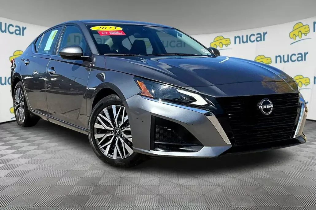 2023 Nissan Altima 2.5 SV photo 1