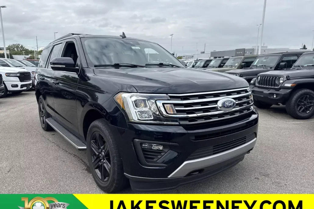 2021 Ford Expedition XLT photo 1