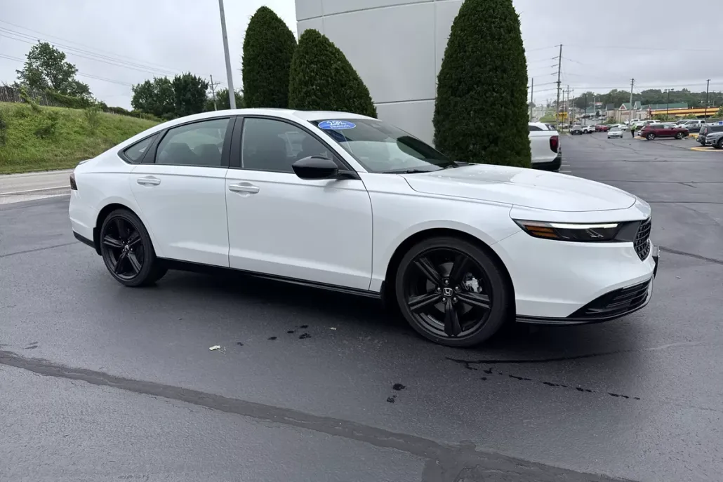 2025 Honda Accord Hybrid Sport-L photo 1