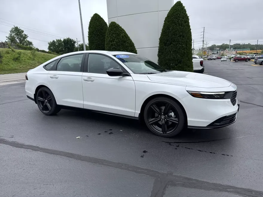 2025 Honda Accord Hybrid Sport-L photo 1