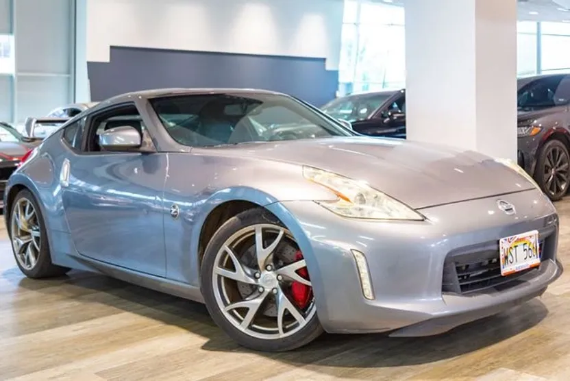 2014 Nissan 370Z Touring Sport photo 1