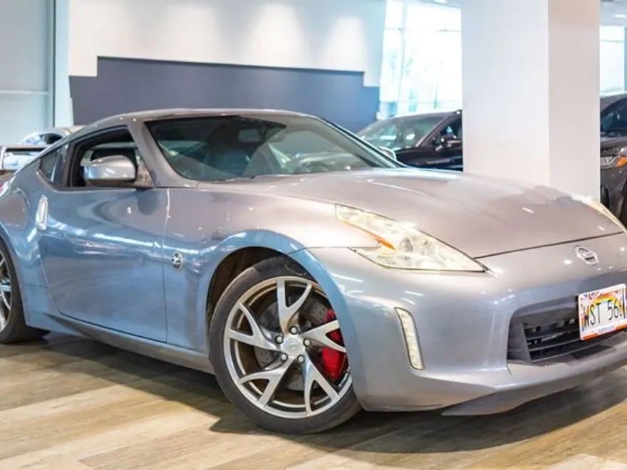 2014 Nissan 370Z Touring Sport photo 1