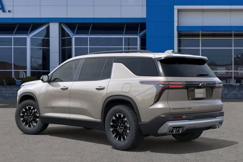 2026 Chevrolet Traverse Z71 photo 1