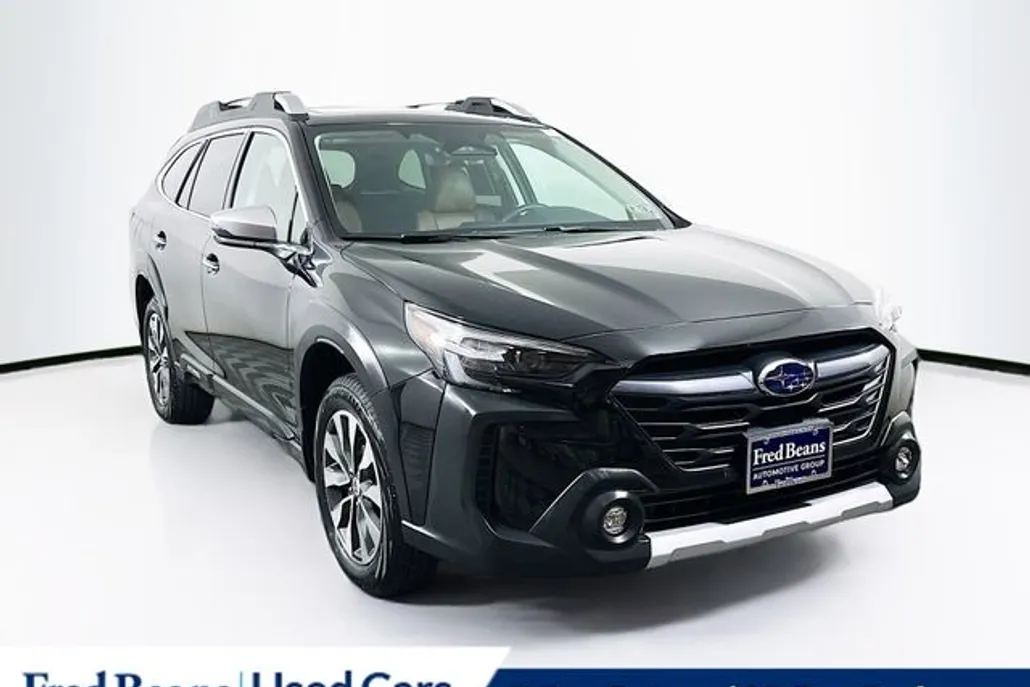 2025 Subaru Outback Touring XT photo 1