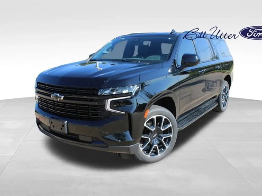 2023 Chevrolet Suburban RST photo 1