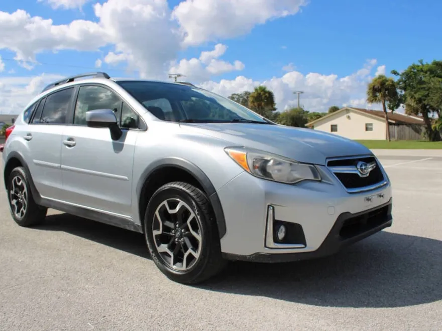 2016 Subaru Crosstrek Premium photo 1