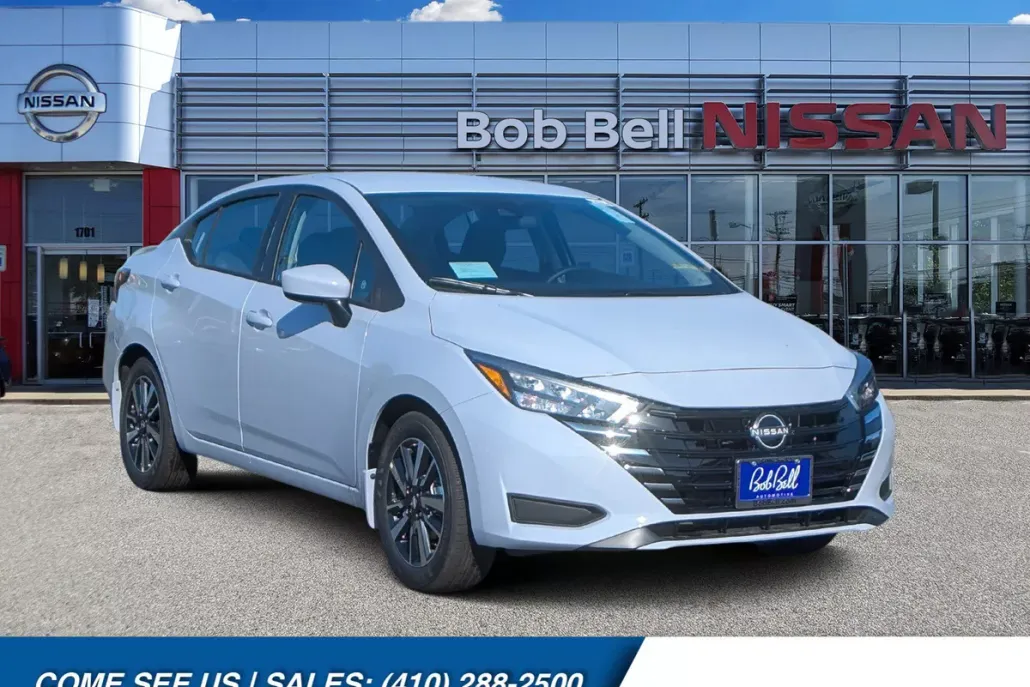 2025 Nissan Versa 1.6 SV photo 1