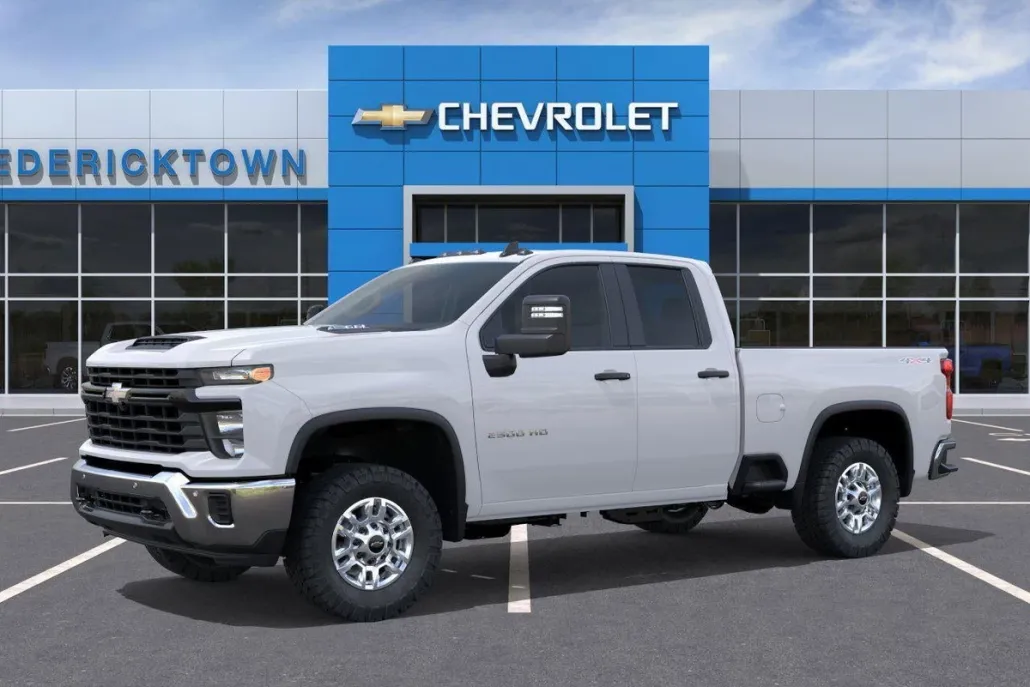 2026 Chevrolet Silverado 2500HD photo 1