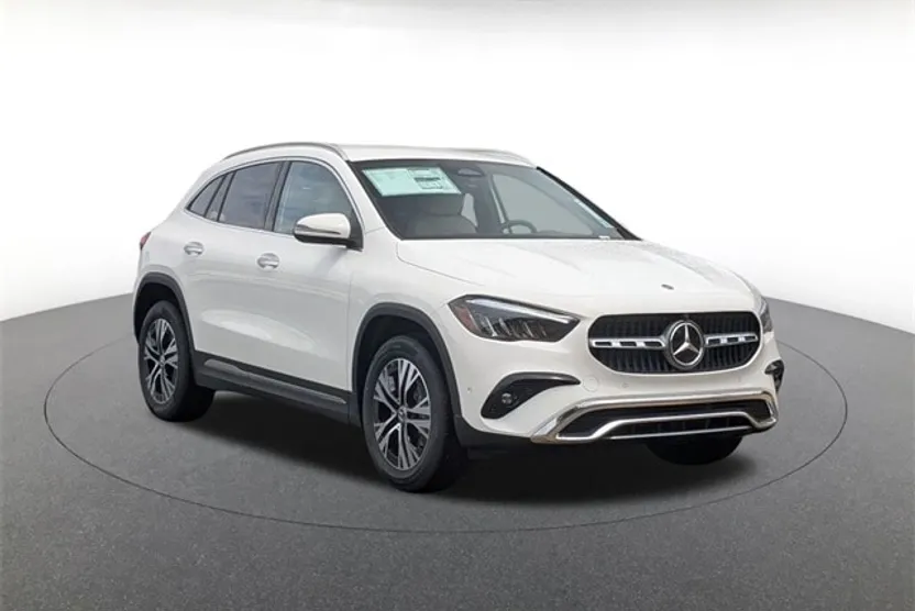 2026 Mercedes Benz GLA 250 4MATIC photo 1