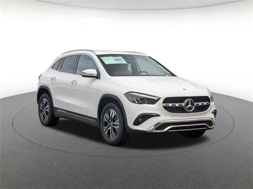 2026 Mercedes Benz GLA 250 4MATIC photo 1