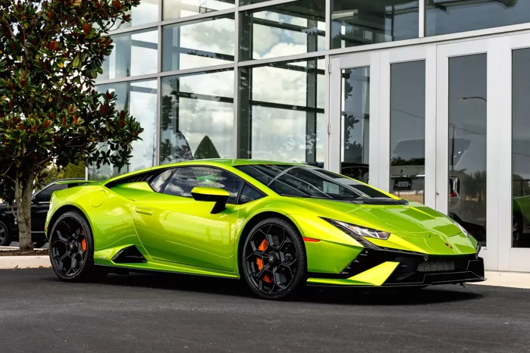 2024 Lamborghini Huracan Tecnica photo 1