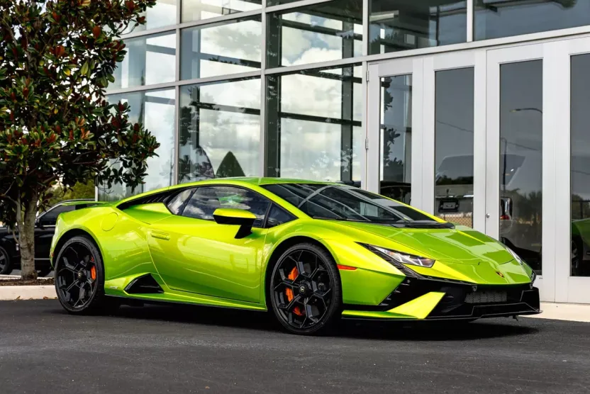 2024 Lamborghini Huracan Tecnica photo 1