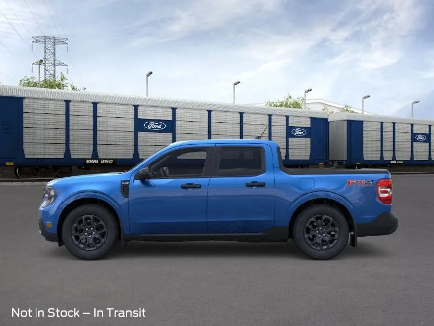 2025 Ford Maverick XLT photo 1