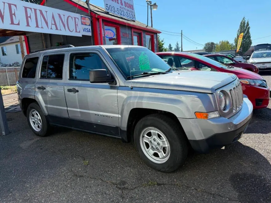 2016 Jeep Patriot Sport photo 1