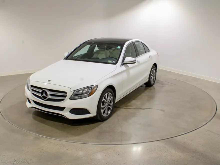 2018 Mercedes Benz C 300 4MATIC photo 1